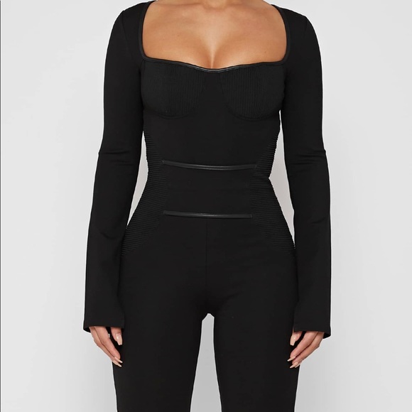 COPY - Manière De Voir | Ruched Détail Bodycon Playsuit | size 0 | Black - Picture 3 of 4